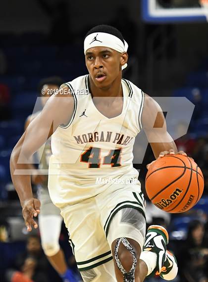 Thumbnail 3 in Morgan Park vs. Vashon (Chicago Elite Classic) photogallery.