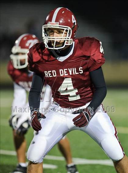 Thumbnail 1 in Bradford vs. Bay View (WIAA Div. 1, Rd. 1) photogallery.