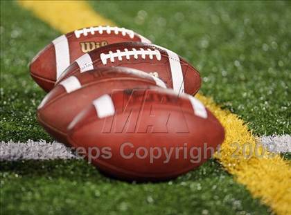 Thumbnail 1 in Bradford vs. Bay View (WIAA Div. 1, Rd. 1) photogallery.