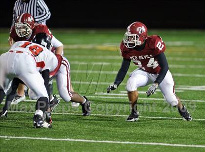 Thumbnail 2 in Bradford vs. Bay View (WIAA Div. 1, Rd. 1) photogallery.