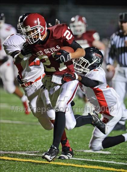Thumbnail 2 in Bradford vs. Bay View (WIAA Div. 1, Rd. 1) photogallery.