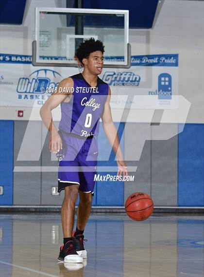 Thumbnail 3 in College Park vs. Roseville (Les Curry Invitational) photogallery.