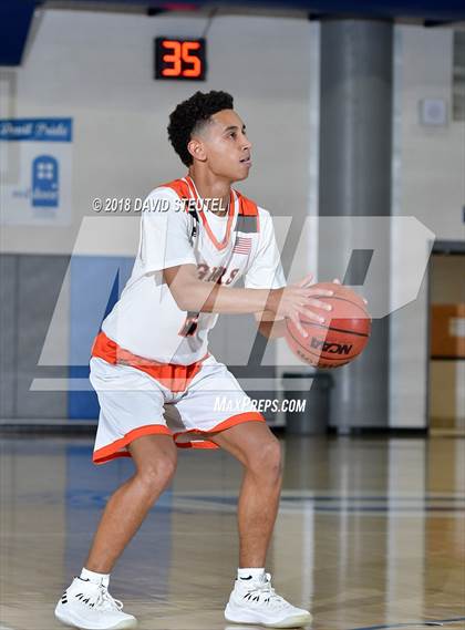Thumbnail 3 in College Park vs. Roseville (Les Curry Invitational) photogallery.