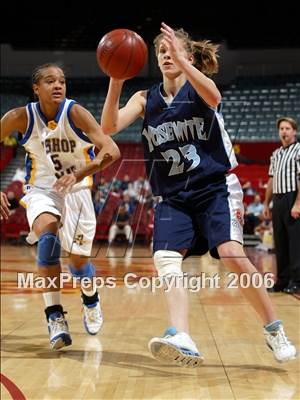 Thumbnail 1 in Yosemite vs. Bishop Amat (CIF SoCal D3 Final) photogallery.