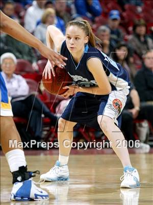 Thumbnail 2 in Yosemite vs. Bishop Amat (CIF SoCal D3 Final) photogallery.