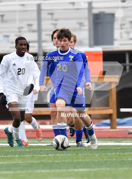 Thumbnail 2 in Victoria East vs Tivy (New Braunfels Tournament) photogallery.