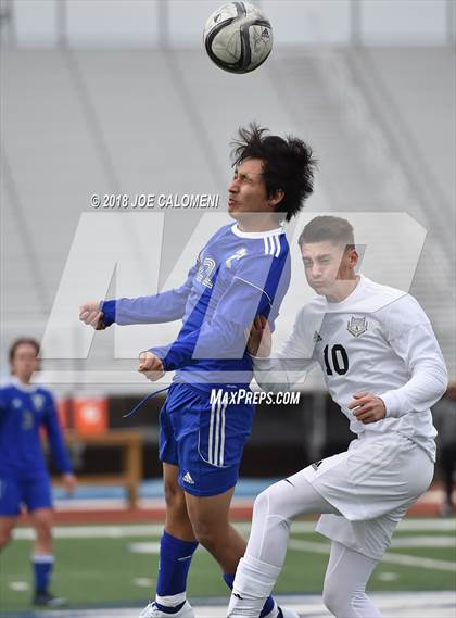 Thumbnail 3 in Victoria East vs Tivy (New Braunfels Tournament) photogallery.