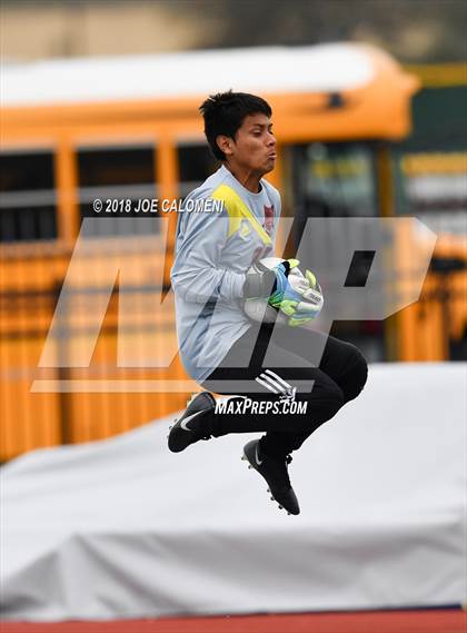 Thumbnail 2 in Victoria East vs Tivy (New Braunfels Tournament) photogallery.