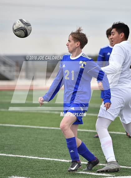 Thumbnail 3 in Victoria East vs Tivy (New Braunfels Tournament) photogallery.