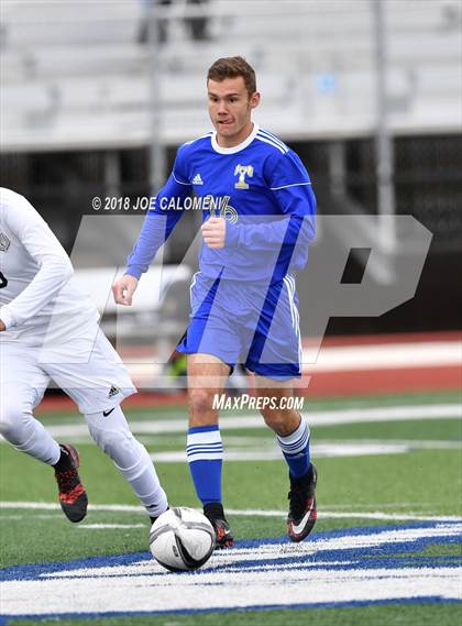 Thumbnail 1 in Victoria East vs Tivy (New Braunfels Tournament) photogallery.