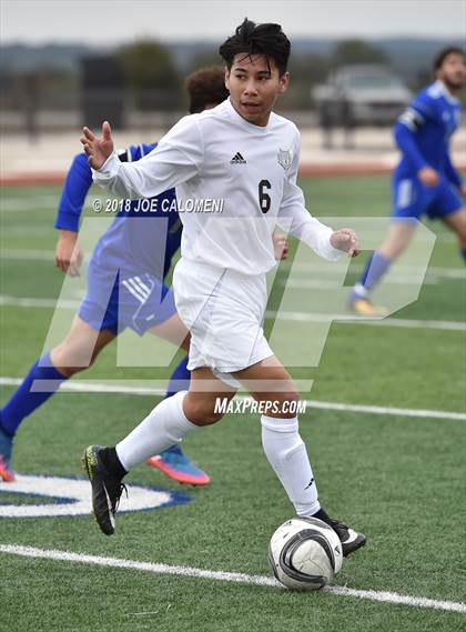 Thumbnail 3 in Victoria East vs Tivy (New Braunfels Tournament) photogallery.