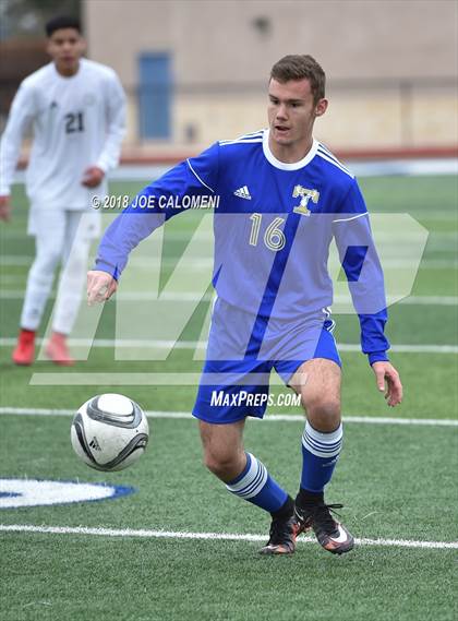 Thumbnail 1 in Victoria East vs Tivy (New Braunfels Tournament) photogallery.