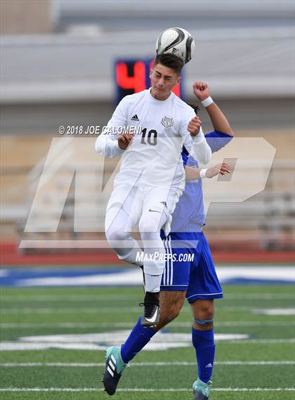 Thumbnail 3 in Victoria East vs Tivy (New Braunfels Tournament) photogallery.