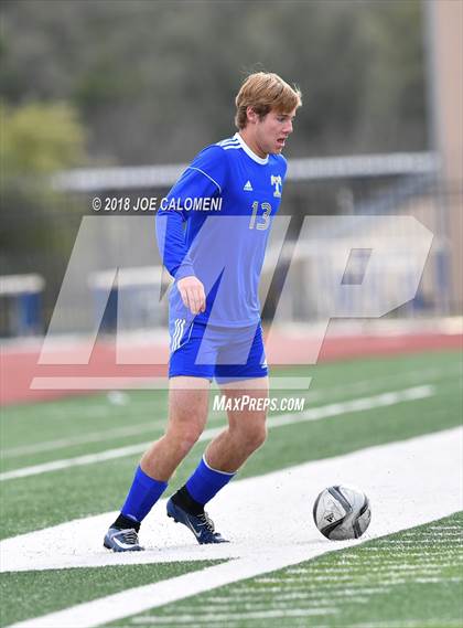 Thumbnail 1 in Victoria East vs Tivy (New Braunfels Tournament) photogallery.