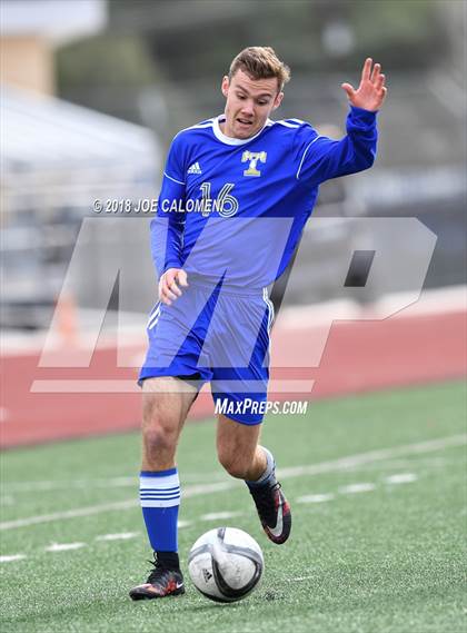 Thumbnail 3 in Victoria East vs Tivy (New Braunfels Tournament) photogallery.