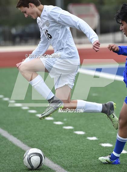 Thumbnail 2 in Victoria East vs Tivy (New Braunfels Tournament) photogallery.