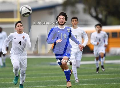 Thumbnail 1 in Victoria East vs Tivy (New Braunfels Tournament) photogallery.