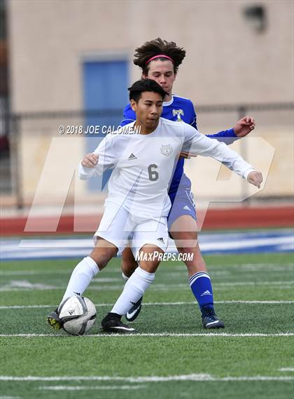Thumbnail 1 in Victoria East vs Tivy (New Braunfels Tournament) photogallery.