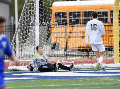 Thumbnail 1 in Victoria East vs Tivy (New Braunfels Tournament) photogallery.