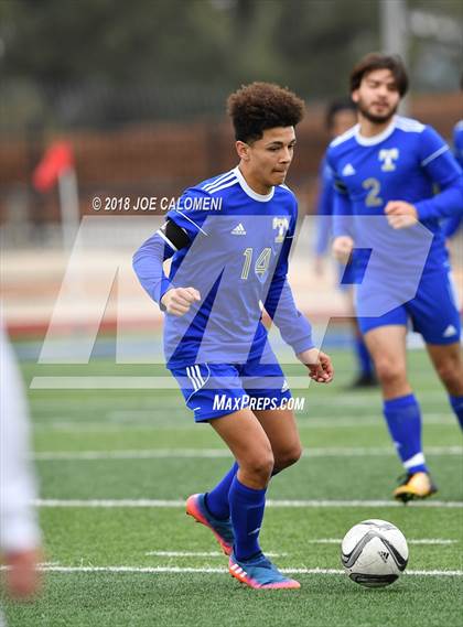 Thumbnail 1 in Victoria East vs Tivy (New Braunfels Tournament) photogallery.