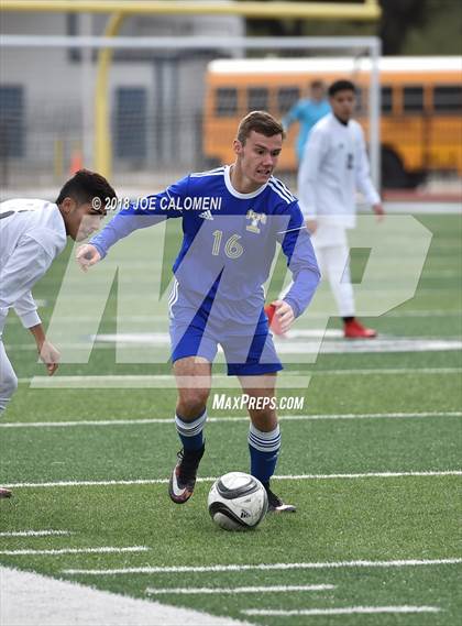 Thumbnail 1 in Victoria East vs Tivy (New Braunfels Tournament) photogallery.