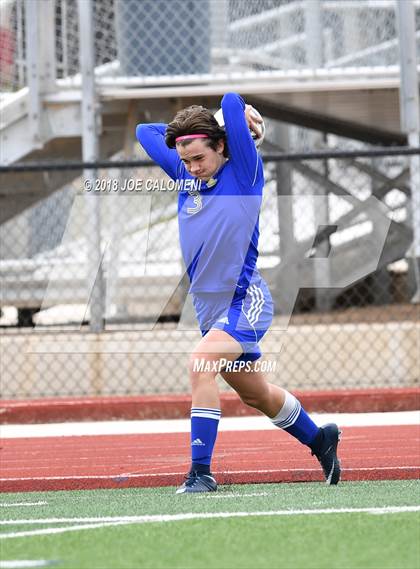 Thumbnail 1 in Victoria East vs Tivy (New Braunfels Tournament) photogallery.