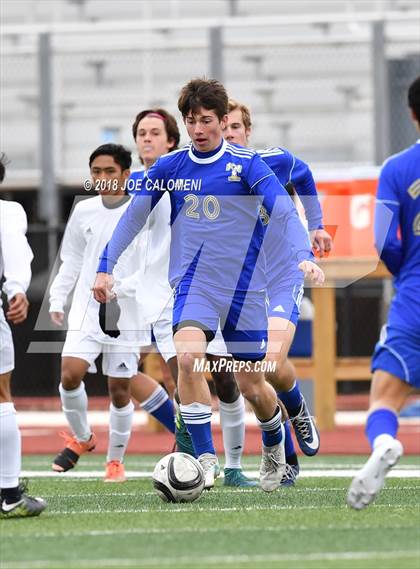 Thumbnail 1 in Victoria East vs Tivy (New Braunfels Tournament) photogallery.