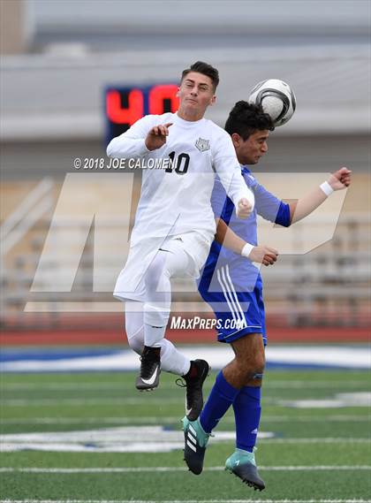 Thumbnail 1 in Victoria East vs Tivy (New Braunfels Tournament) photogallery.