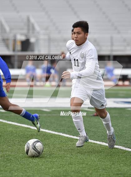 Thumbnail 3 in Victoria East vs Tivy (New Braunfels Tournament) photogallery.