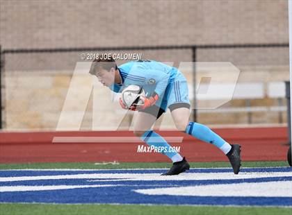 Thumbnail 2 in Victoria East vs Tivy (New Braunfels Tournament) photogallery.