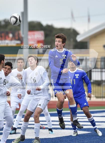 Thumbnail 3 in Victoria East vs Tivy (New Braunfels Tournament) photogallery.