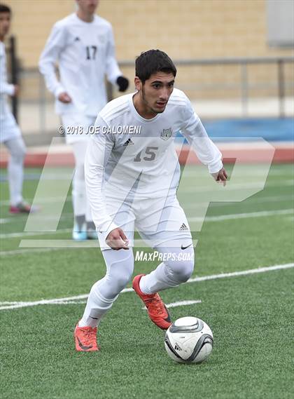 Thumbnail 1 in Victoria East vs Tivy (New Braunfels Tournament) photogallery.