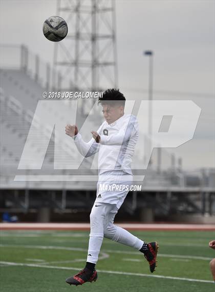 Thumbnail 3 in Victoria East vs Tivy (New Braunfels Tournament) photogallery.