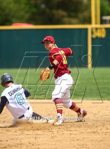 Thumbnail 2 in Ralston Valley vs Rocky Mountain (CHSAA 5A Playoff) photogallery.