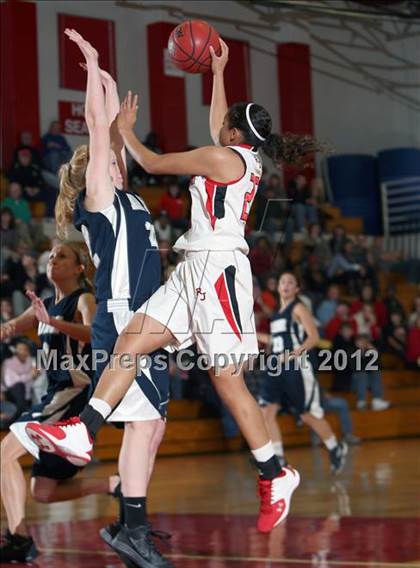 Thumbnail 3 in Regis Jesuit vs. Air Academy (Regis Hoop Classic) photogallery.