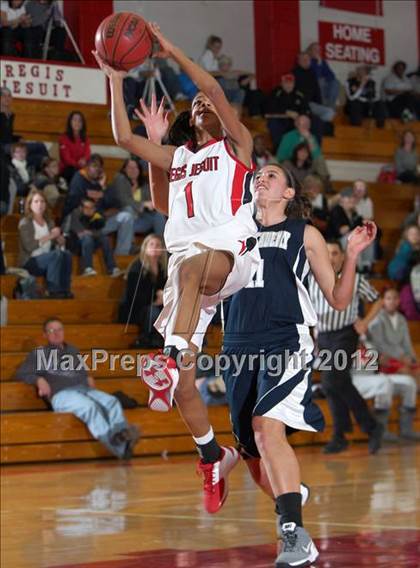 Thumbnail 2 in Regis Jesuit vs. Air Academy (Regis Hoop Classic) photogallery.