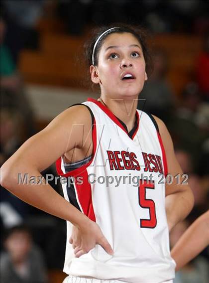 Thumbnail 2 in Regis Jesuit vs. Air Academy (Regis Hoop Classic) photogallery.
