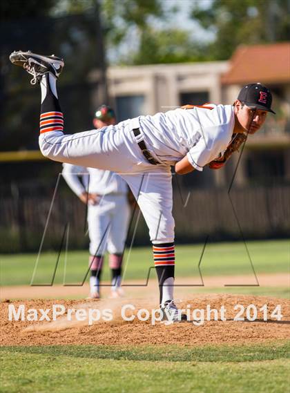 Thumbnail 3 in San Marcos @ Escondido photogallery.