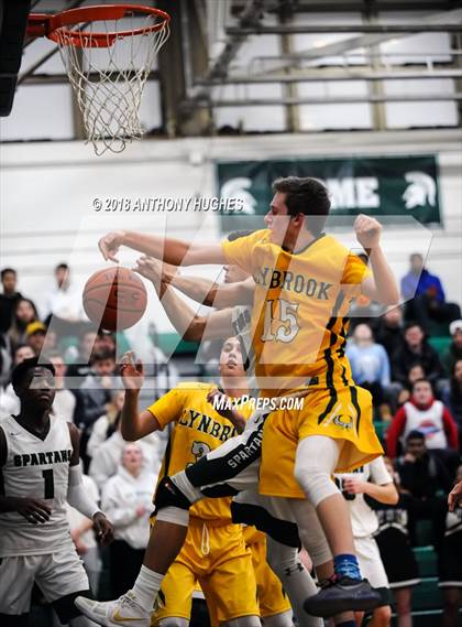 Thumbnail 1 in Lynbrook @ Valley Stream North photogallery.