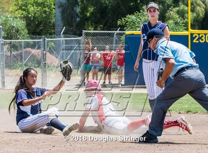 Thumbnail 3 in San Benito vs. Carlmont (CIF CCS Division I Final) photogallery.