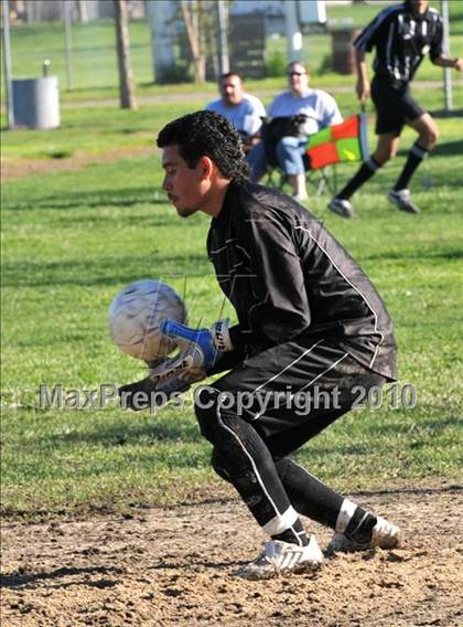 Thumbnail 1 in Esparto @ Hamilton (CIF NS D3 Final) photogallery.