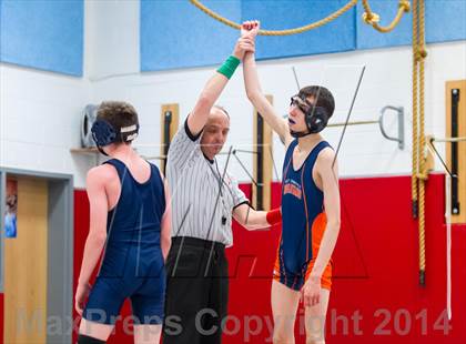 Thumbnail 3 in Washington-Lee vs West Springfield (Marshall) photogallery.