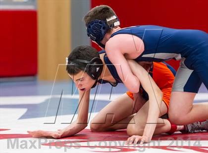 Thumbnail 2 in Washington-Lee vs West Springfield (Marshall) photogallery.
