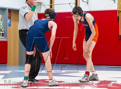 Thumbnail 1 in Washington-Lee vs West Springfield (Marshall) photogallery.
