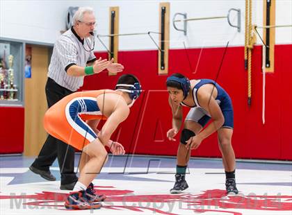Thumbnail 3 in Washington-Lee vs West Springfield (Marshall) photogallery.
