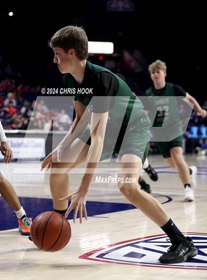 Thumbnail 1 in Tanque Verde vs Catalina (MLB Basketball Classic) photogallery.
