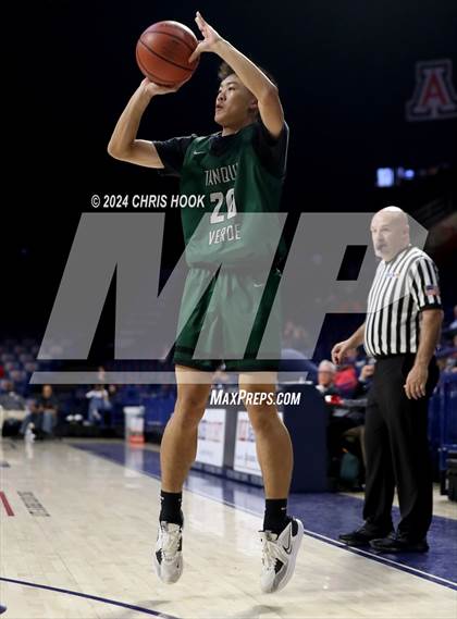 Thumbnail 2 in Tanque Verde vs Catalina (MLB Basketball Classic) photogallery.