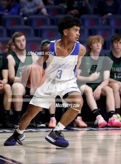Thumbnail 1 in Tanque Verde vs Catalina (MLB Basketball Classic) photogallery.