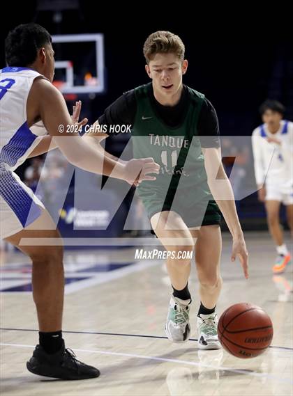 Thumbnail 3 in Tanque Verde vs Catalina (MLB Basketball Classic) photogallery.
