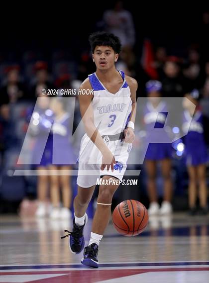 Thumbnail 3 in Tanque Verde vs Catalina (MLB Basketball Classic) photogallery.